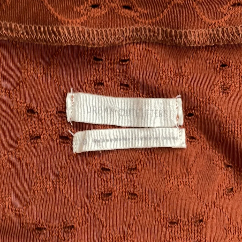 Urban Outfitters Seamed Top - Picture 6 of 7